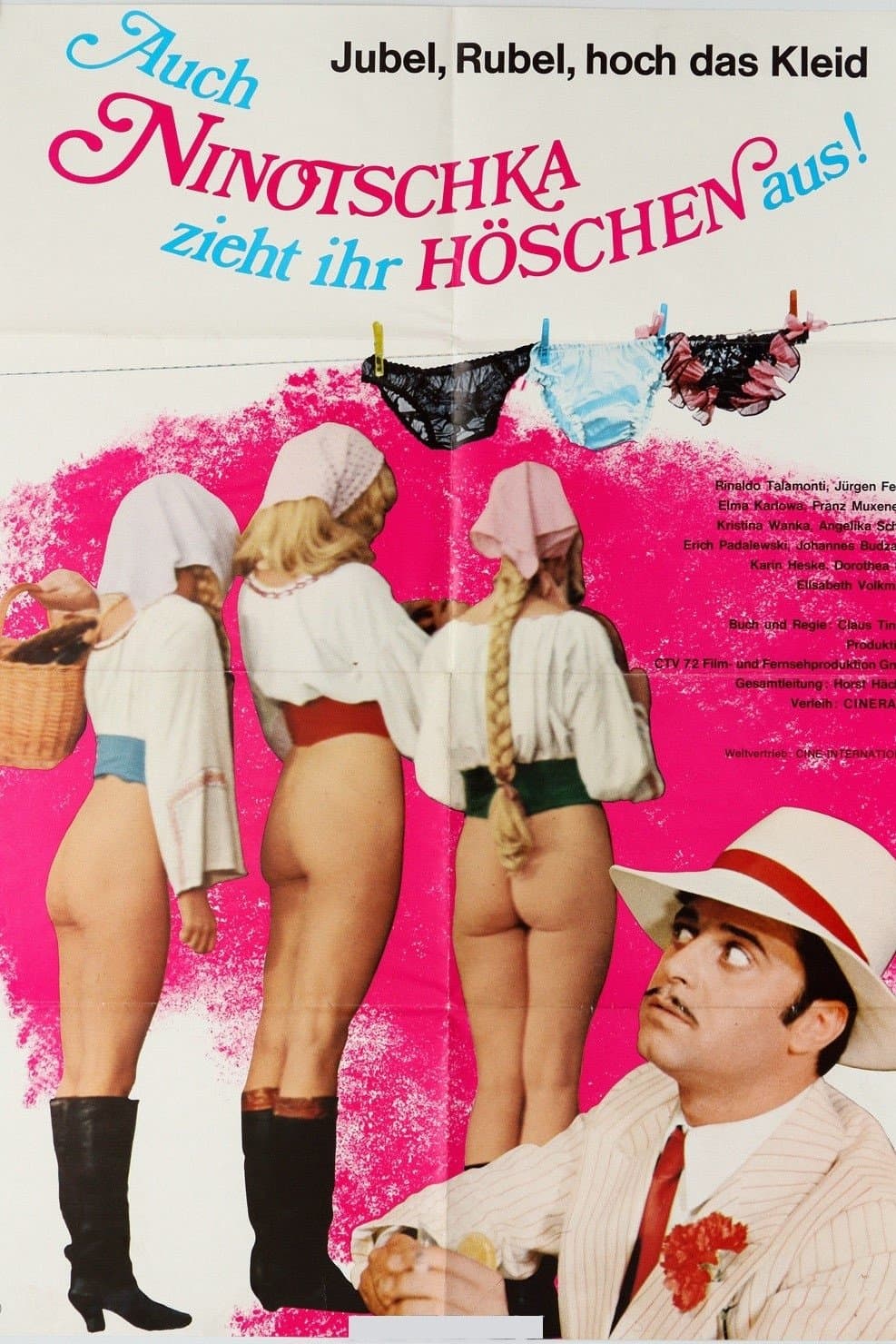 Auch Ninotschka zieht ihr Höschen aus photo