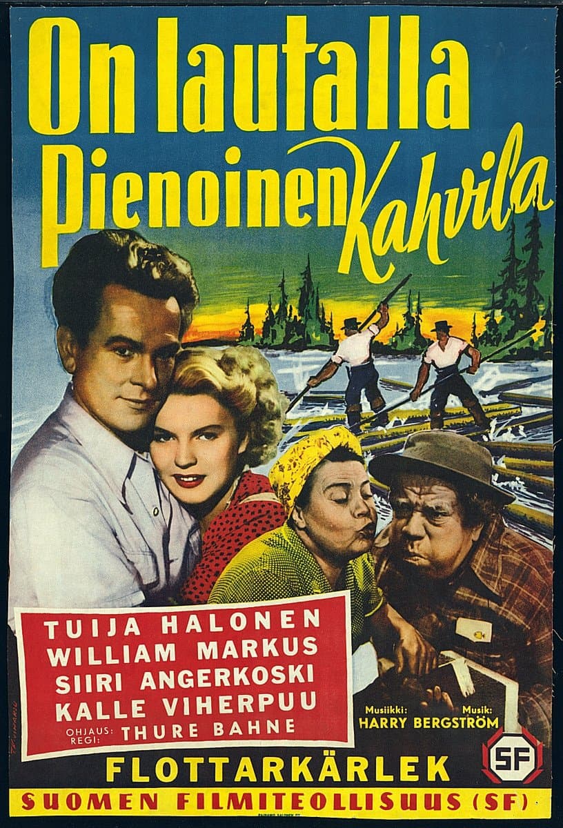 On lautalla pienoinen kahvila photo
