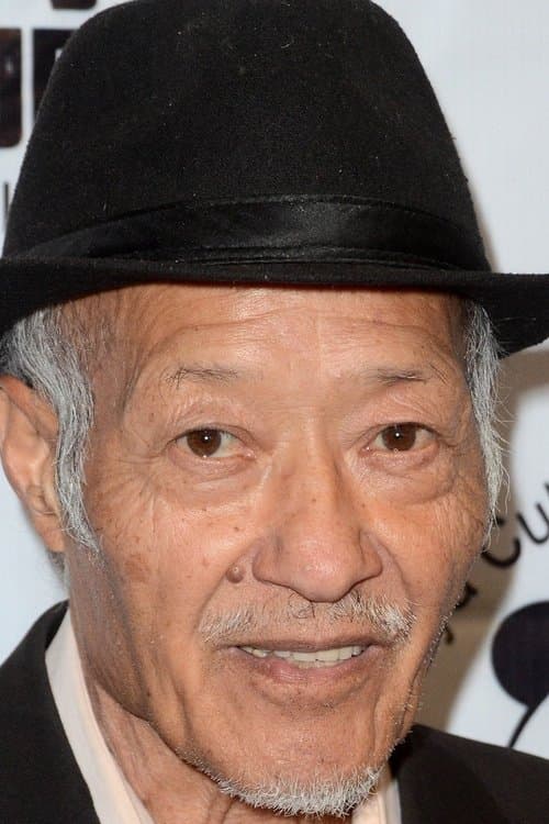 Aki Aleong photo