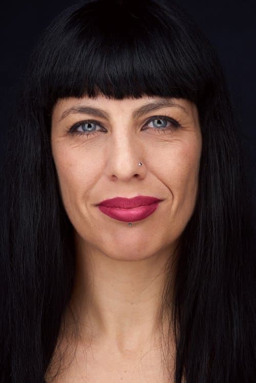 Cláudia Carvalho photo