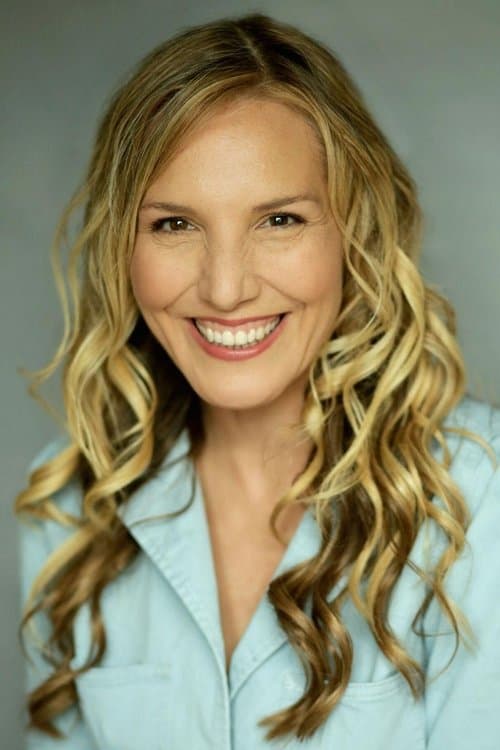 Elizabeth Bower photo