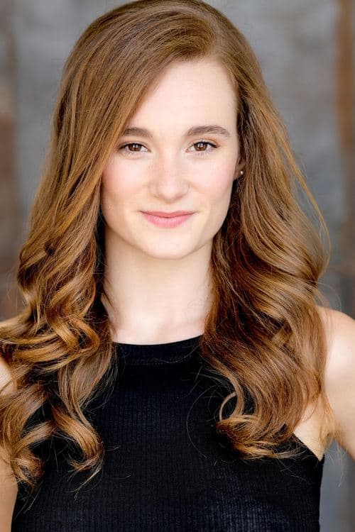 Ellie Darcey-Alden photo