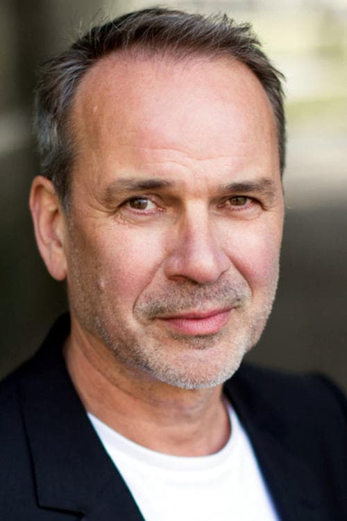 John-Christian Bateman photo