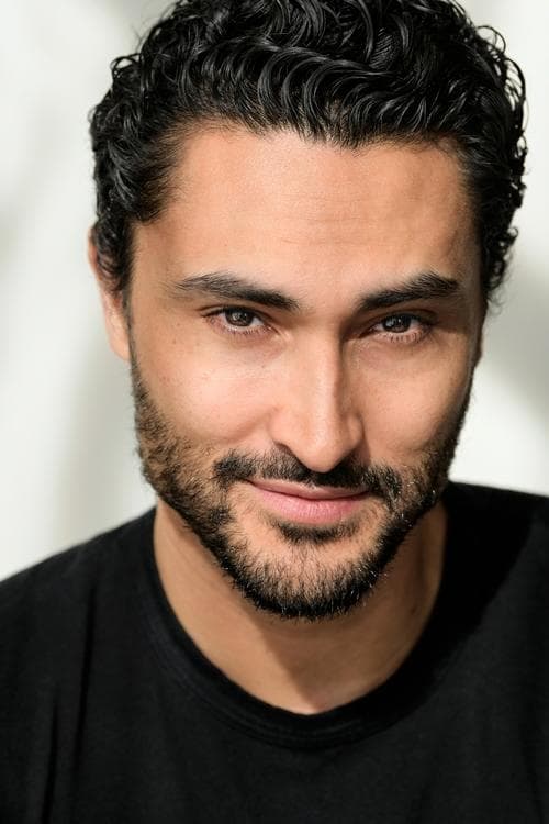 Jonny Cruz photo