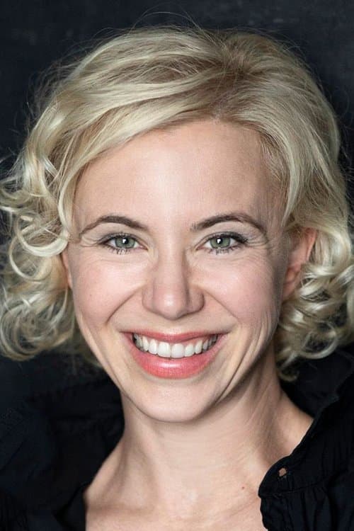 Júlia Ubrankovics photo