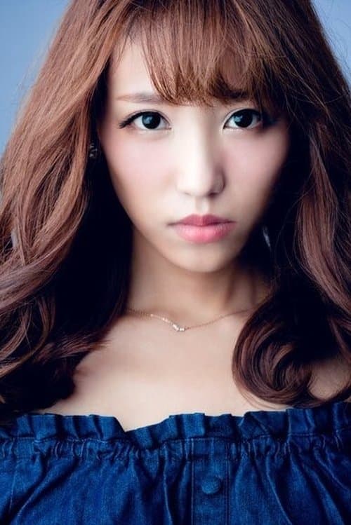 Kazue Akita photo