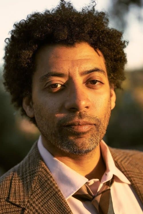 Monnie Aleahmad photo