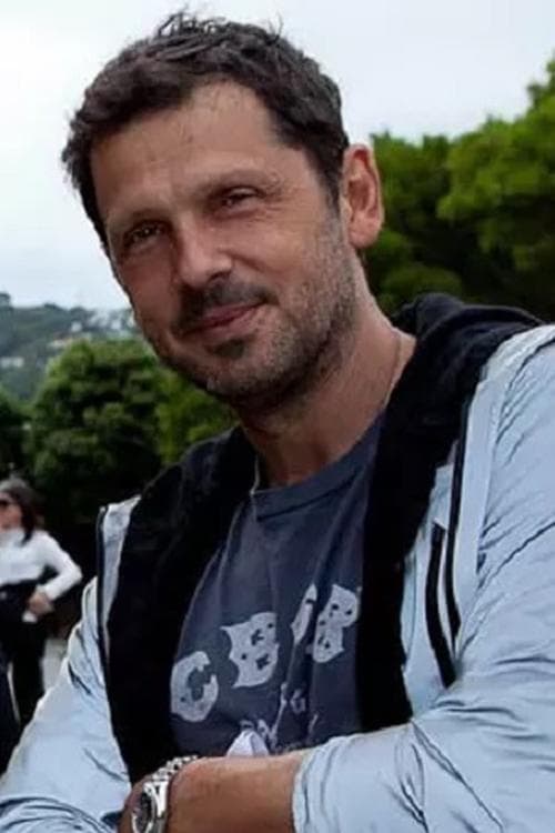 Profile image of Peter Webber