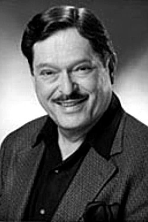 Raúl Dávila photo