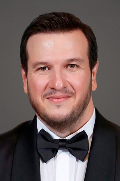 Şahan Gökbakar photo