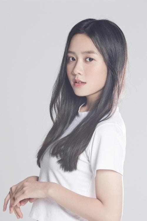 Shin Soo-yeon photo